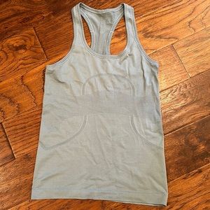 Lululemon Swiftly Tech Tank